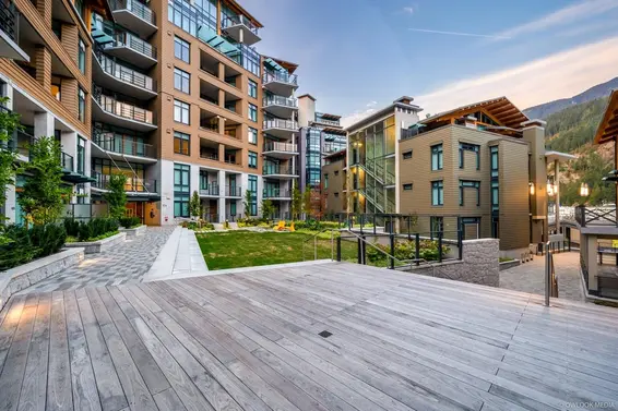 6691 - 6705 Nelson Avenue, West Vancouver