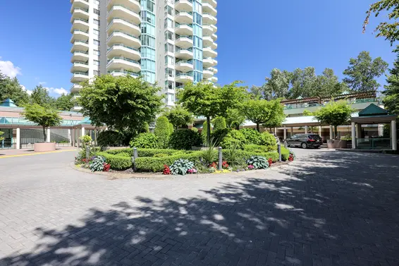 328 & 338 Taylor Way, West Vancouver For Sale - image 10