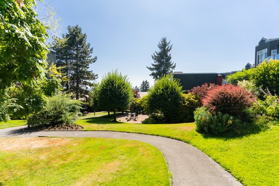 121 W 29th Street, North Vancouver