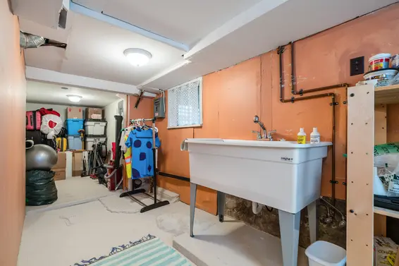 424 East Keith Road, North Vancouver For Sale - image 49