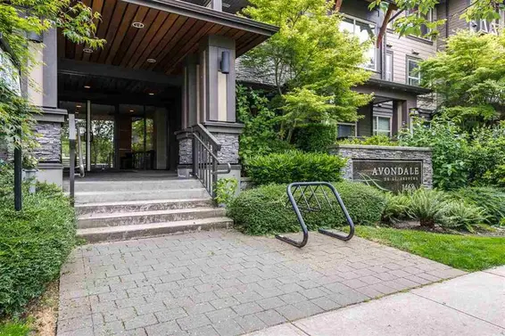 103-1468 St Andrews Avenue, North Vancouver