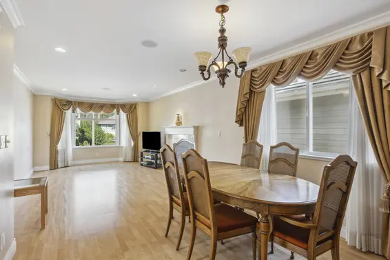 255 East 21st Street, North Vancouver For Sale - image 4