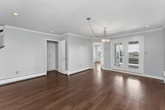 2 221 West 6th Street, North Vancouver For Sale - image 26