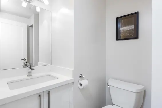 Main Floor bathroom - 3309 Mountain Highway, North Vancouver  
