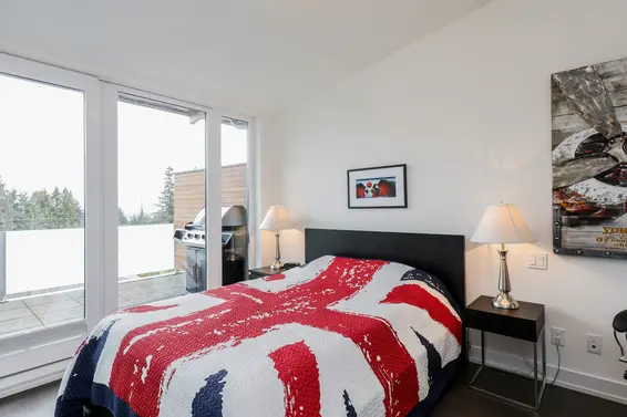 Master Bedroom | 402 - 650 Evergreen Place  