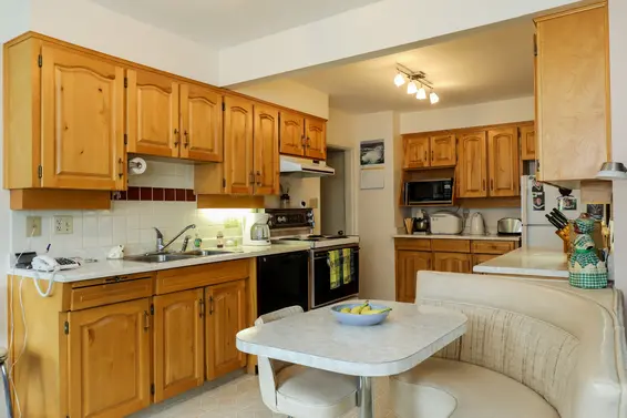 Kitchen - 144 West Osborne Road  