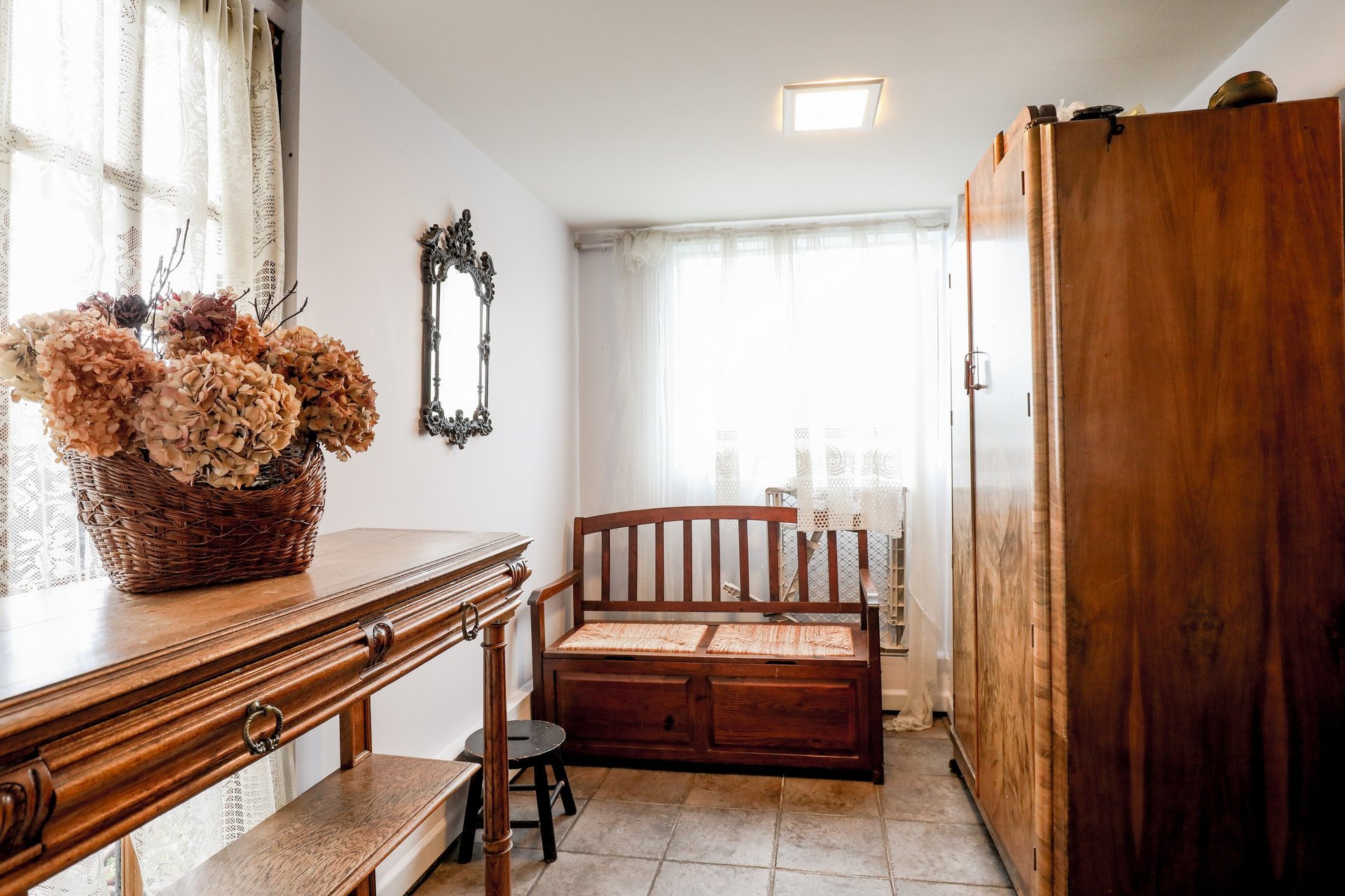 868 Drayton Street, North Vancouver SOLD Price? Log In.