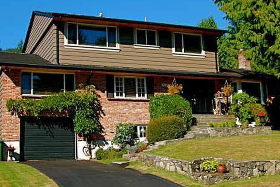 242 Tamarack Road, North Vancouver