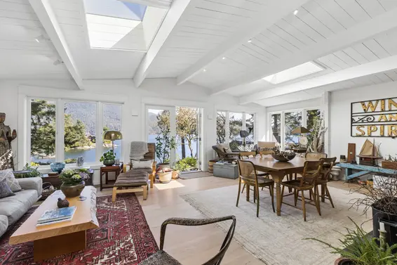 5457 Indian River Drive, North Vancouver For Sale - image 9