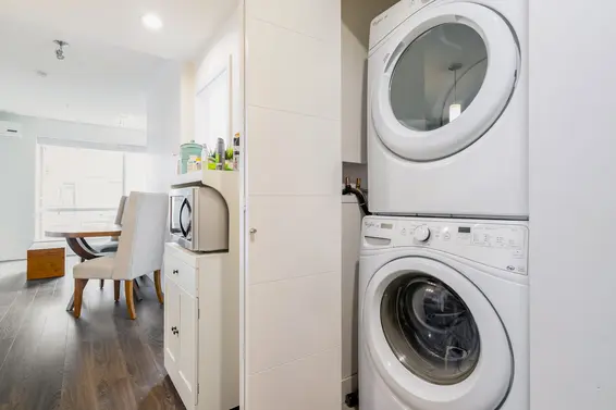 Laundry - 421 723 3rd Street West  