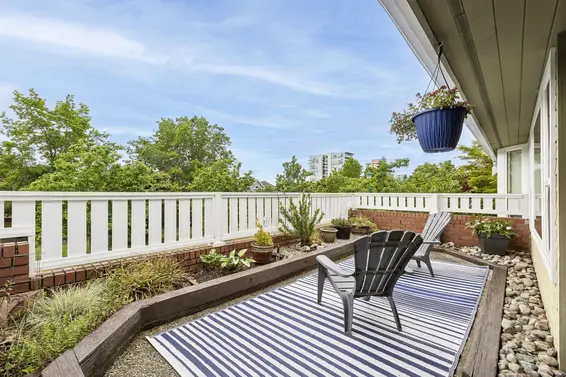 7 240 East Keith Road, North Vancouver For Sale - image 43
