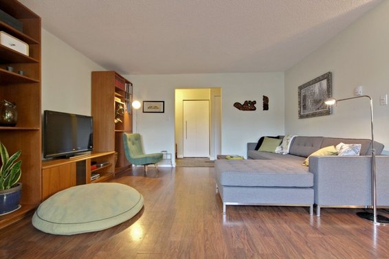 35-882 Premier Street, North Vancouver