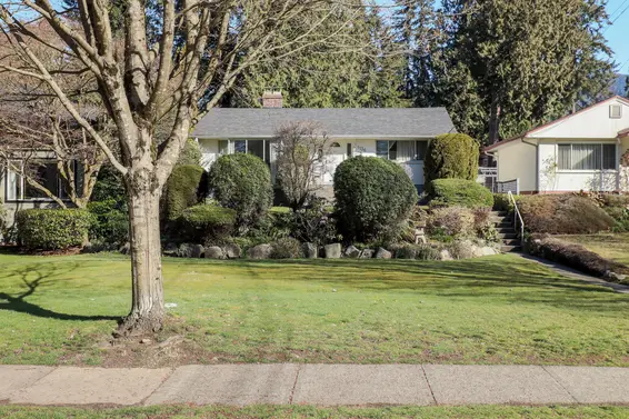 Front yard - 1136 West 22nd Street, North Vancouver  