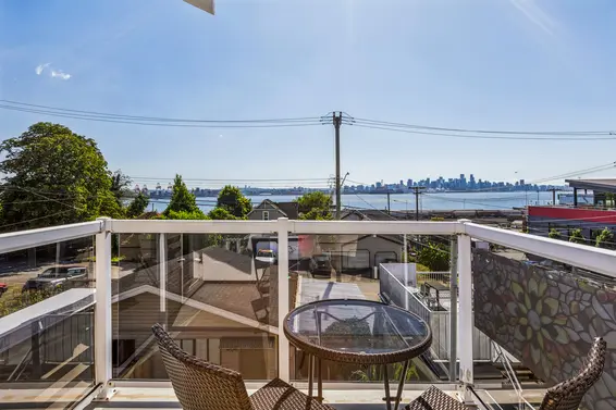 407 East 1st Street, North Vancouver For Sale - image 29