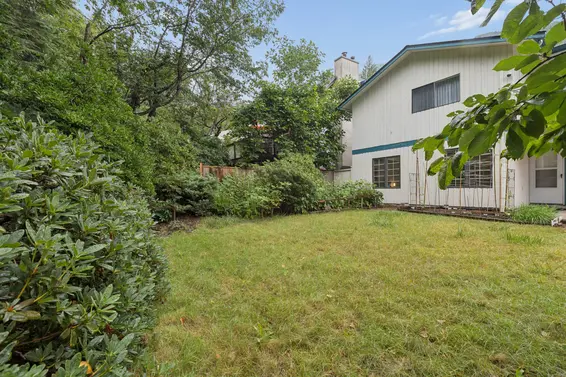 5609 White Pine Lane, North Vancouver For Sale - image 47