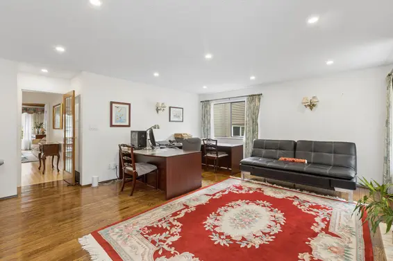 5609 White Pine Lane, North Vancouver For Sale - image 19