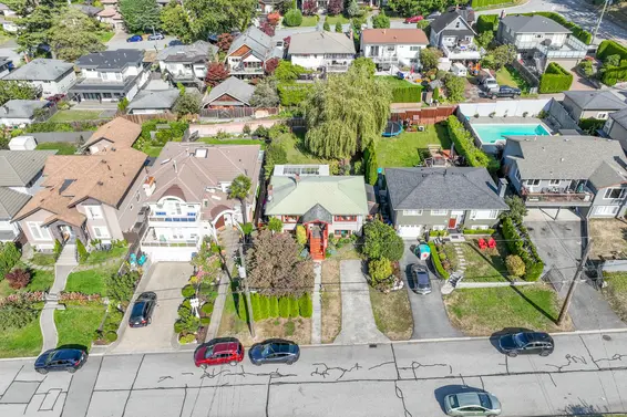 430 West Kings Road, North Vancouver For Sale - image 32