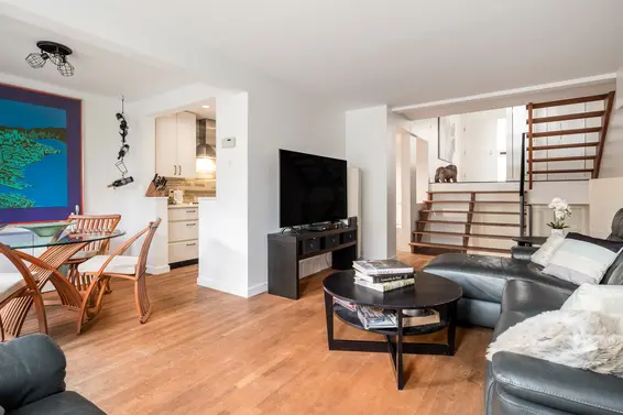 1074 Lillooet Road, North Vancouver For Sale - image 2