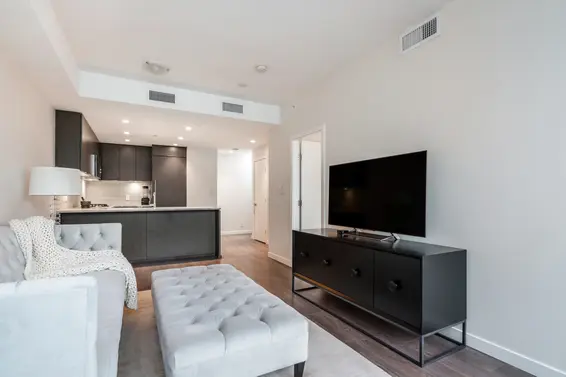 1509 112 East 13th Street, North Vancouver For Sale - image 5