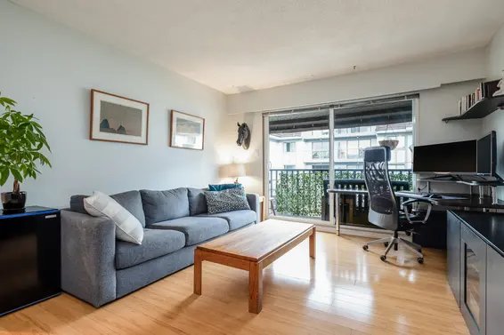 310 270 West 1st Street, North Vancouver For Sale - image 3