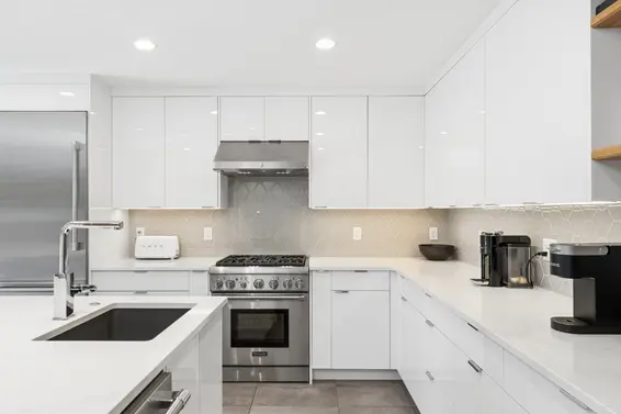 5 1550 Larkhall Crescent, North Vancouver For Sale - image 10