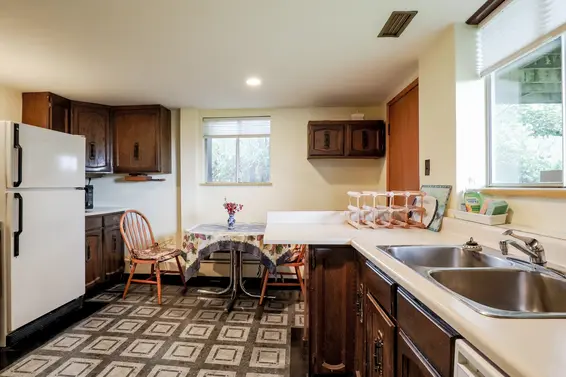 Kitchen - 868 Drayton Street, North Vancouver  
