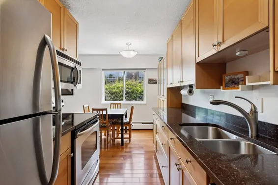 111 211 West 3rd Street, North Vancouver For Sale - image 8