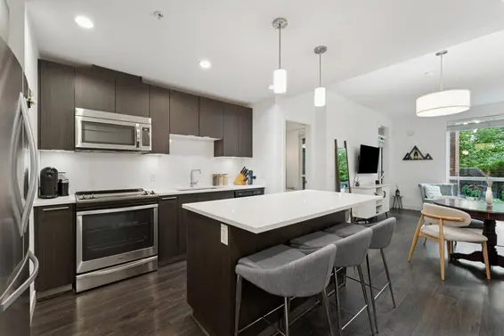 123 723 West 3rd Street, North Vancouver For Sale - image 1