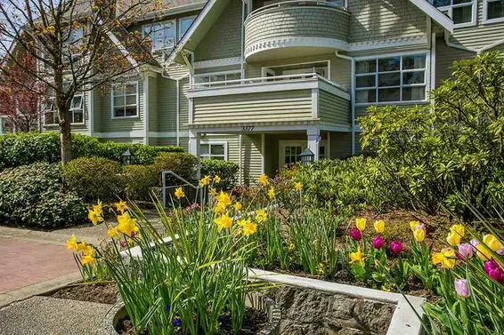 205-3377 Capilano Crescent, North Vancouver