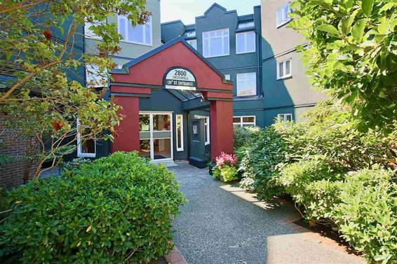411-2800 Chesterfield Avenue, North Vancouver