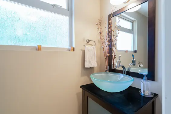 1070 Chamberlain Drive, North Vancouver For Sale - image 28
