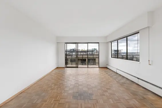 211 155 East 5th Street, North Vancouver For Sale - image 2