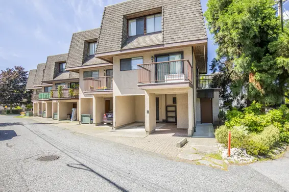 2 220 West 16th Street, North Vancouver For Sale - image 30