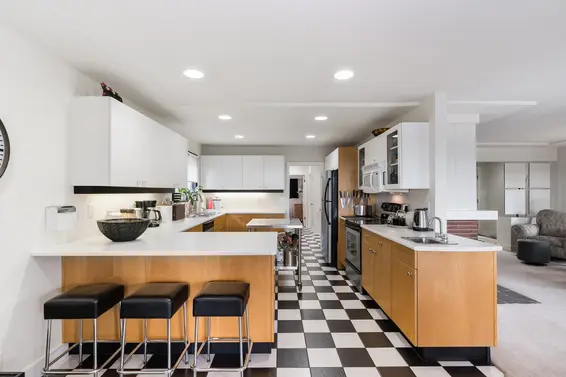849 East 5th Street, North Vancouver For Sale - image 9