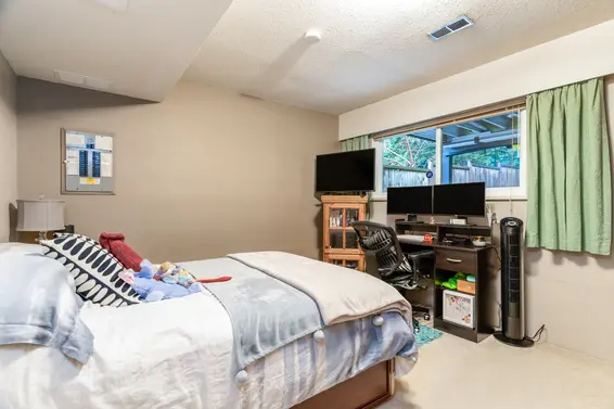 3571 Sykes Road, North Vancouver For Sale - image 23