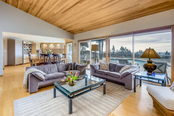 2022 Blairview Avenue, North Vancouver For Sale - image 7