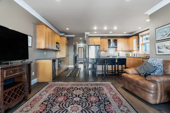 341 East 14th Street, North Vancouver For Sale - image 25