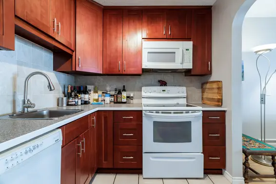 312 236 West 2nd Street, North Vancouver For Sale - image 10