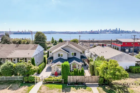 407 East 1st Street, North Vancouver