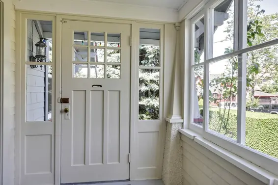 623 East 8th Street, North Vancouver For Sale - image 1