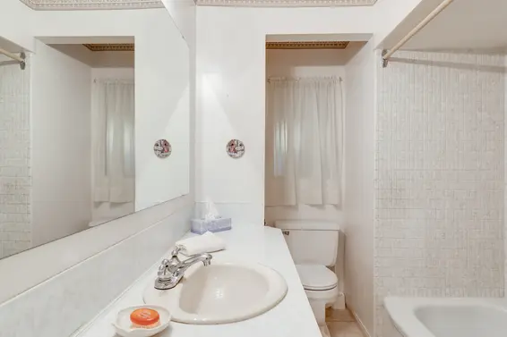Bathroom - 1136 West 22nd Street, North Vancouver  