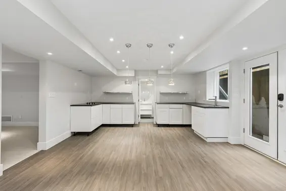 3476 Wellington Crescent, North Vancouver For Sale - image 43