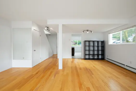801-555 West 28th Street, North Vancouver - Living room 5  