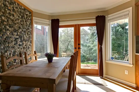 Eating Area  