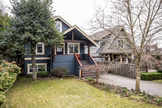 637 West 15th Street, North Vancouver