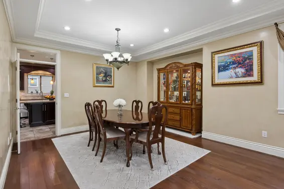 418 East 13th Street, North Vancouver For Sale - image 8