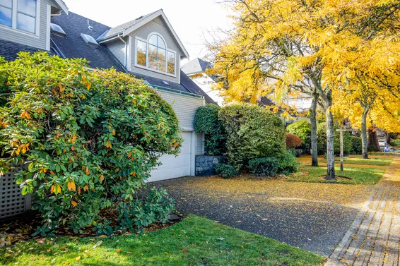 The gables 2 - 3 229 East 8th Street, North Vancouver  