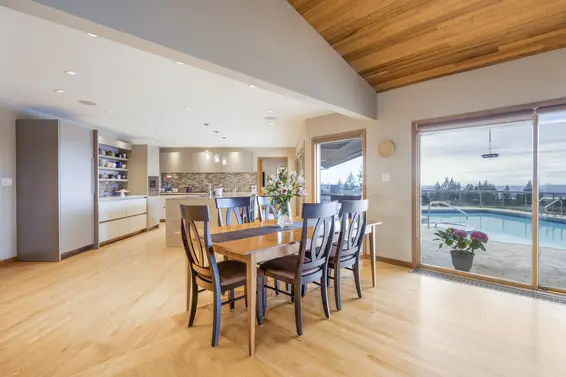 2022 Blairview Avenue, North Vancouver For Sale - image 11