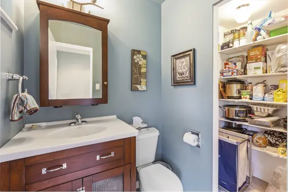 1287 Emery Place, North Vancouver For Sale - image 13