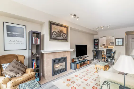 417 3600 Windcrest Drive, North Vancouver For Sale - image 9